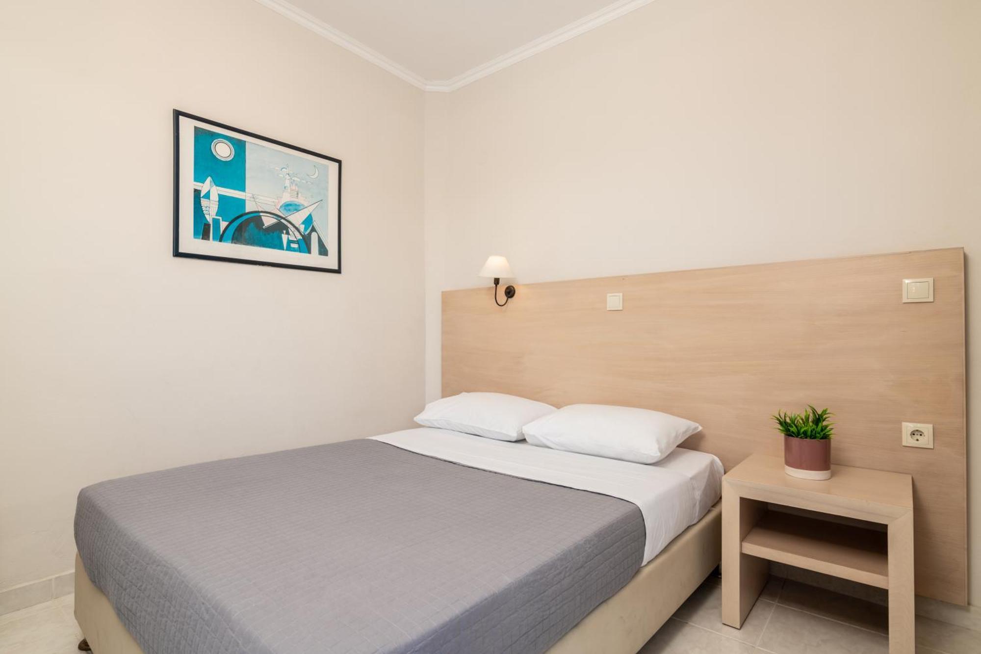 Karras Hotel Laganas